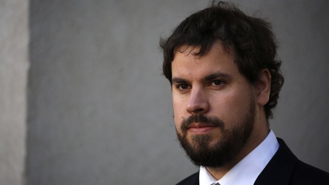 Jefe de Extranjería contra ONG pro migrantes: Prefieren la irregularidad porque justifica su rol