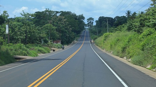 Guatemala: Encuentran guagua de seis días abandonada en una carretera