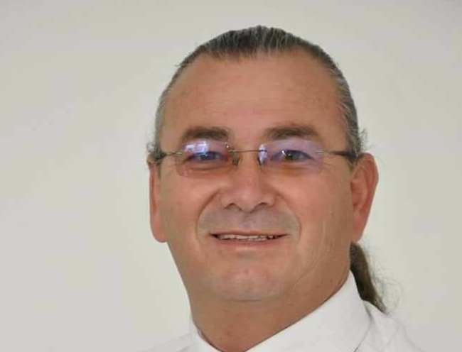 Concejal de Alto Hospicio fue internado tras sufrir hemorragia interna