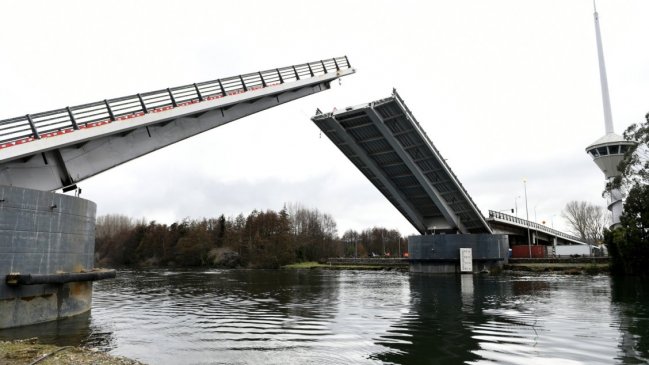 Gobierno decidió reparar el cuestionado puente Cau Cau