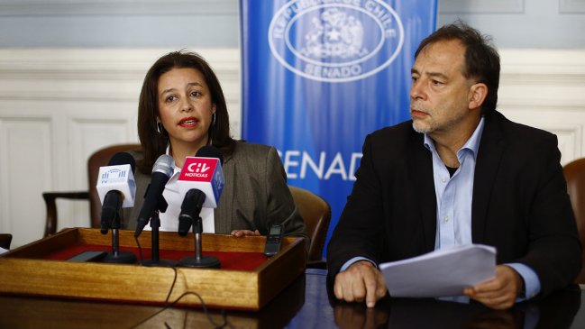 Senadores presentarán acciones legales por derrame de petróleo en Magallanes