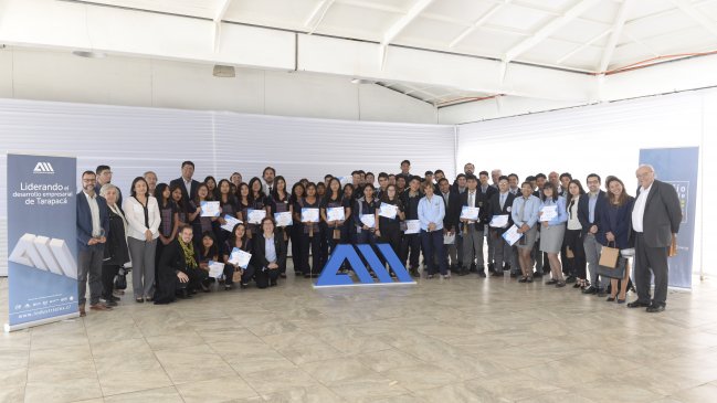 Capacitan a estudiantes, para que sean nuevos emprendedores