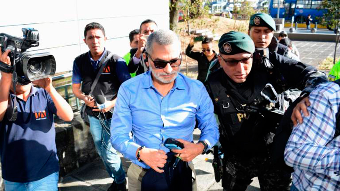 Se fugó ex ministro de Rafael Correa tras quitarse el grillete electrónico