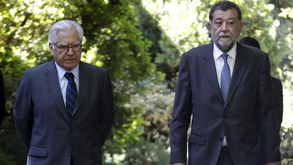 Caso Huracán: Informe de comisión incluye a Mario Fernández y Mahmud Aleuy