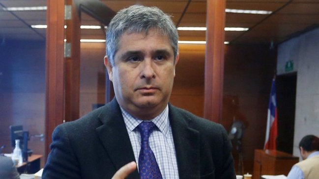 Abogado de víctimas de Karadima: Defensa de los cardenales ha estado desde las sombras