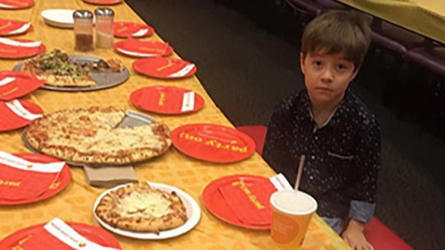 Niño invitó a 32 amiguitos a su cumpleaños y no llegó ninguno