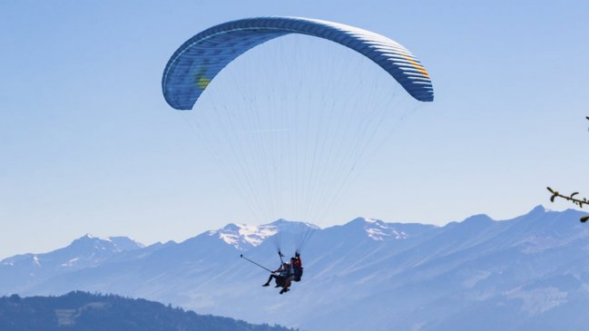 Parapentista español perdido por cinco días en el Himalaya fue rescatado 