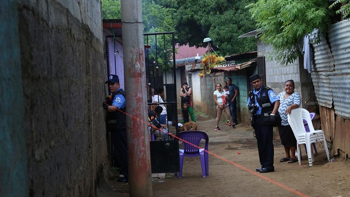 Mujer murió frente a su casa durante tiroteo entre delincuentes en Nicaragua