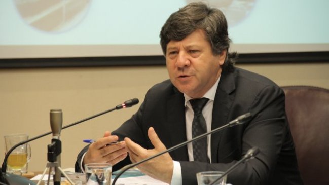 Senador Castro por posible by pass en Talca: 