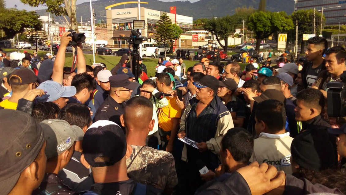 Otra caravana: Cerca de 150 salvadoreños iniciaron viaje rumbo a Estados Unidos