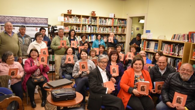 Vecinos de Rio Bueno presentan cuadernillo que rescata la historia del ferrocarril