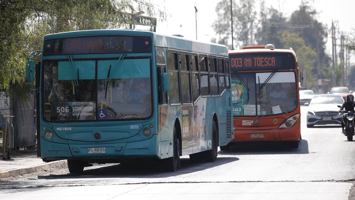 Detuvieron a un hombre luego de hurtar bus del Transantiago