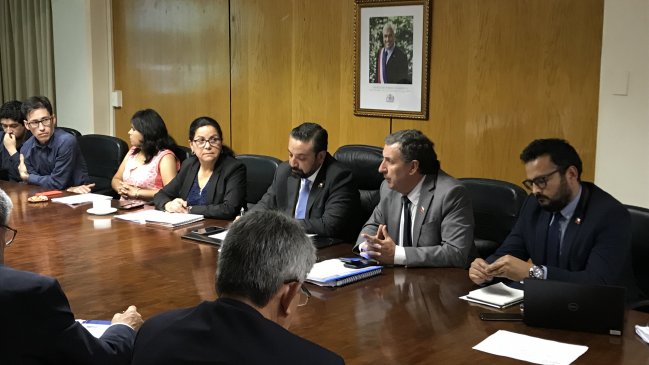 Atacama: Aprueban proyectos que generarán 1.200 puestos de trabajo