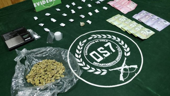 Carabineros detuvo a dos sujetos sorprendidos con marihuana y una balanza en Valdivia