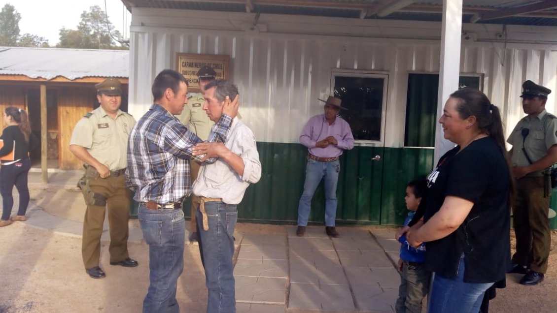 Padre e hijo se reecuentran tras 42 años sin mantener contacto