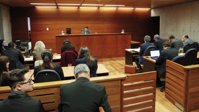 Los Lagos: Ex funcionario de Fiscalía quedó en prisión preventiva por abusos contra dos menores