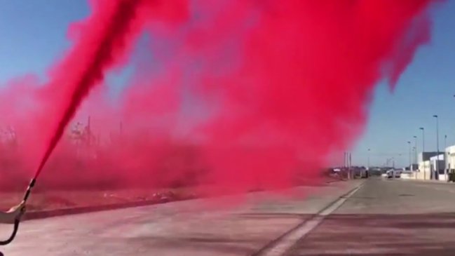 Joven hincha deberá operarse de la vista por culpa de un extintor