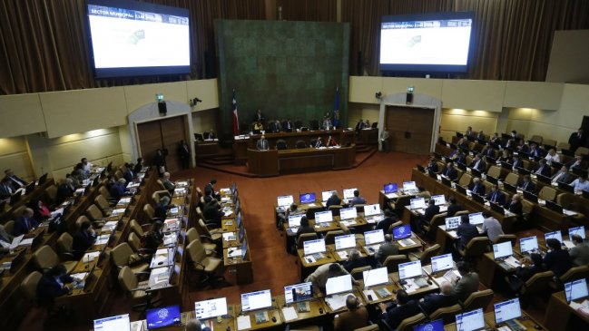 Impulsan proyecto de ley para forzar cuentas públicas de parlamentarios