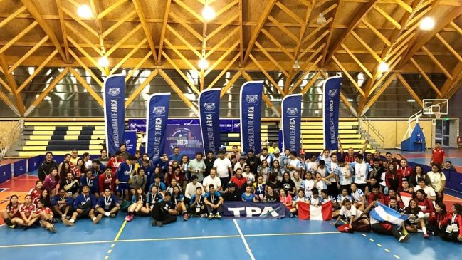  Arica: 14 equipos se disputan el Campeonato Internacional de Balonmano  
