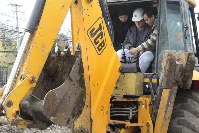 Maule: Profesionales de todo el país se especializan en Obras Civiles