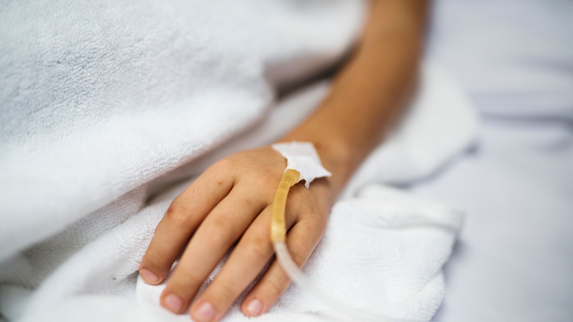 Hombre despertó de un coma después de 12 años con el cuidado día y noche de su mamá