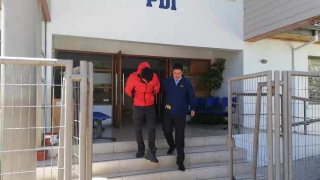 Detienen a tres sujetos acusados de sustraer monedas de oro en Chimbarongo