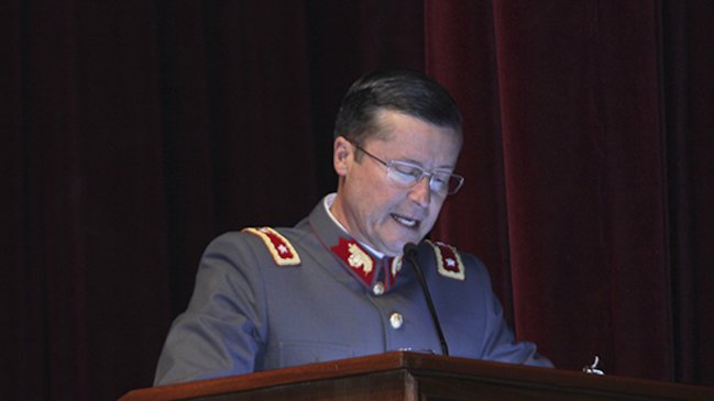 Valdivia: Llaman a retiro a general de la III División de Montaña