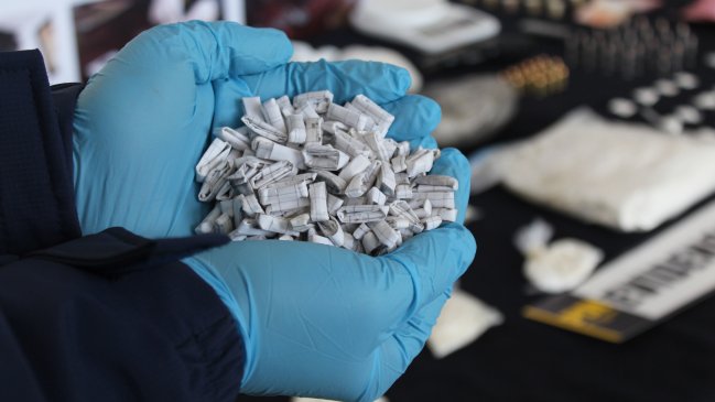 PDI detuvo a tres personas y decomisó casi mil dosis de droga en Los Ángeles