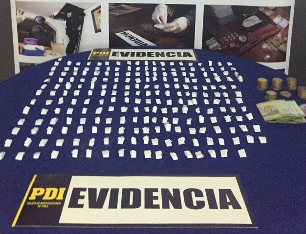 Detienen a mujer que comercializaba droga a vendedores ambulantes en Viña del Mar