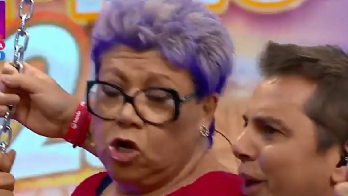 Patricia Maldonado se cayó de nuevo en un columpio y llenó de improperios a Viñuela