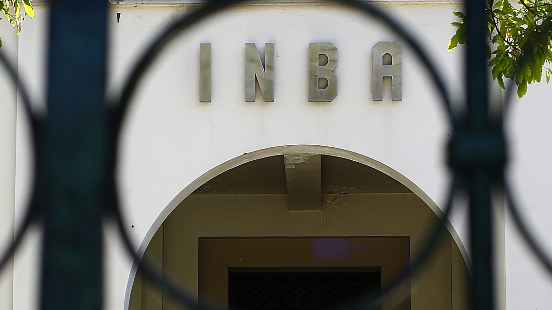 Apoderados: La dirección del INBA ha sido una verdadera CNI