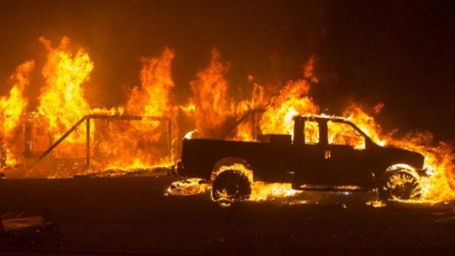 El incendio más letal de la historia de California ya suma 42 muertos y más de 200 desaparecidos
