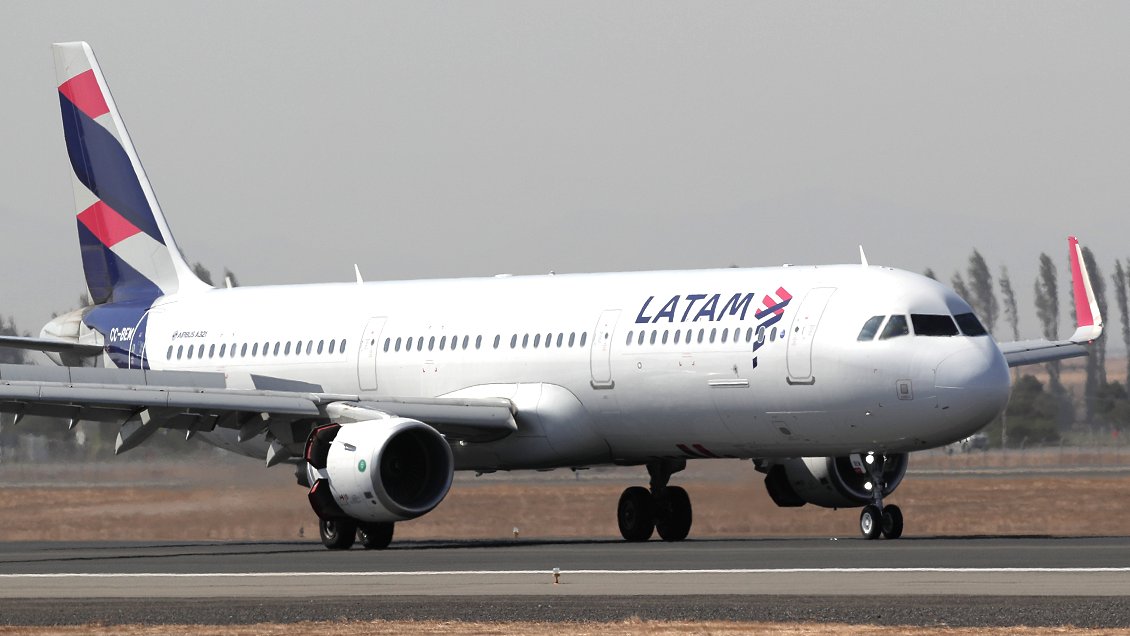 Fiscalía Económica va a la Corte Suprema para bloquear alianzas de Latam