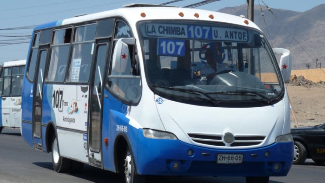 Pasaje de las micros de Antofagasta subió a 590 pesos