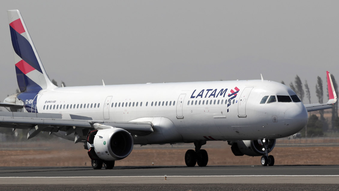 Economista apoya a la FNE: Alianzas de Latam son una fusión encubierta