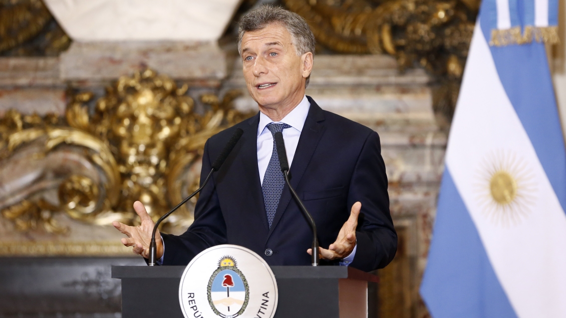 Ara San Juan: Macri promete investigaciones serias para conocer 