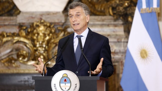 Ara San Juan: Macri promete investigaciones serias para conocer 
