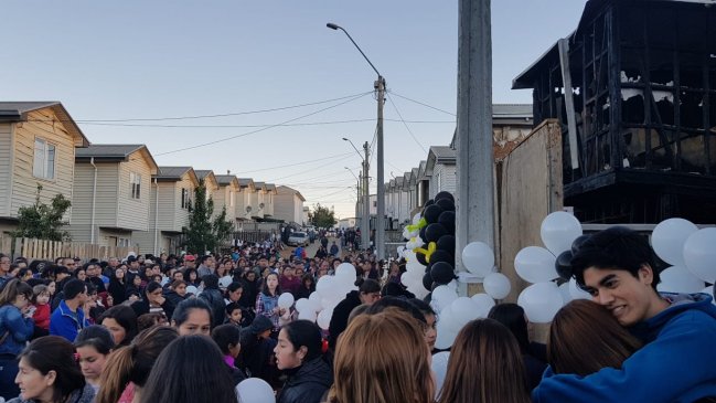 Ñuble: Servicio Médico Legal entregó cuerpos de víctimas del incendio en Quirihue