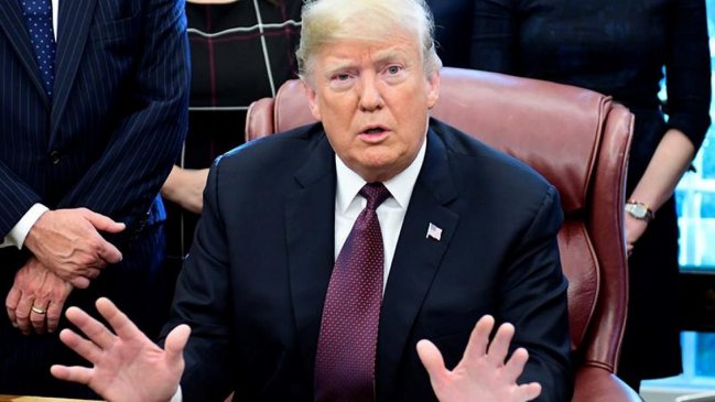 Escala polémica con CNN: Trump sugirió apagar cámara que enfoca al periodista de la cadena en vocerías