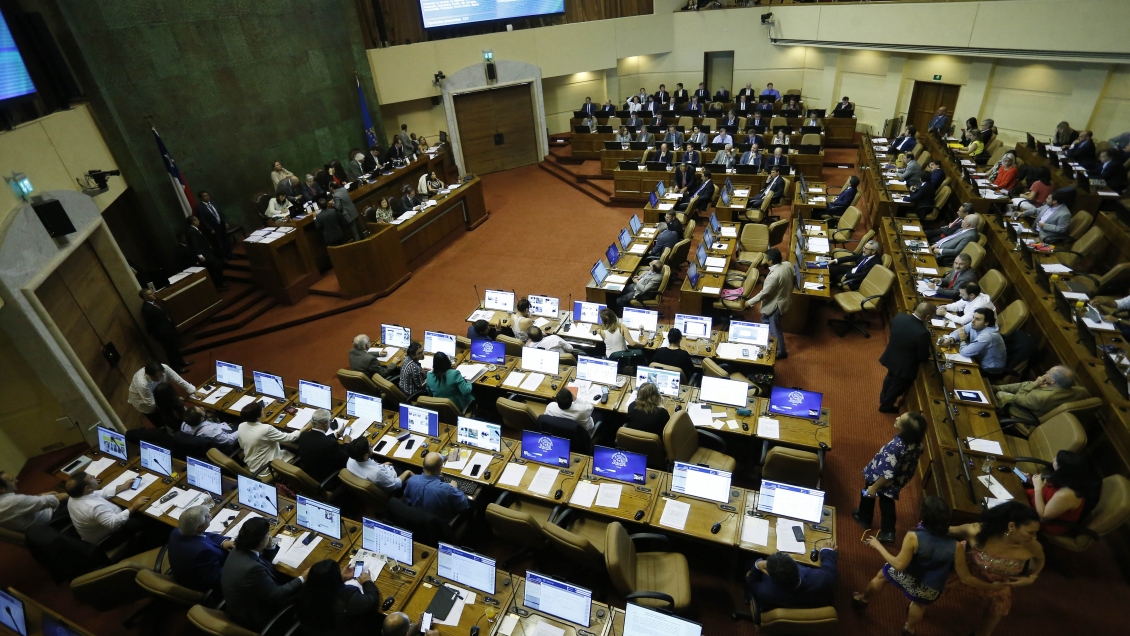 Cámara de Diputados despachó proyecto que aumenta subvención a colaboradores del Sename