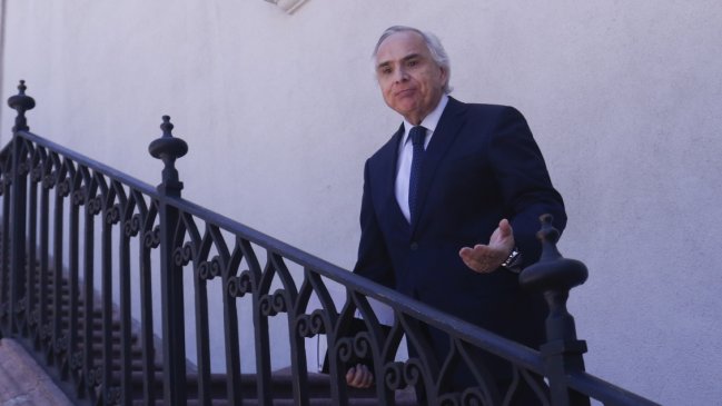 Cámara de Diputados aprobó interpelar a Chadwick