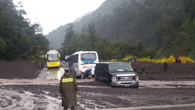 Malas condiciones climáticas impiden rescate de excursionistas en Chiloé