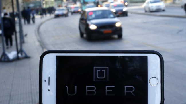 Diputados rechazaron fijar límite de cupo para Uber y Cabify