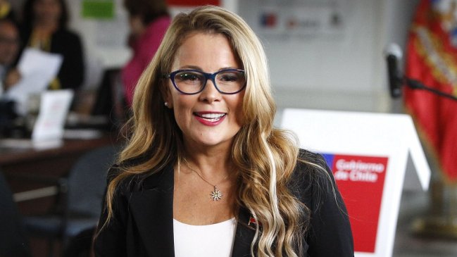 Lavín hijo sí ve a Cathy Barriga como presidenciable: 