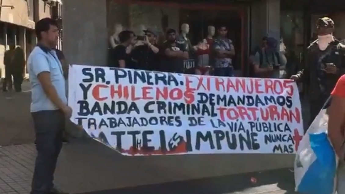 Vendedores ambulantes de Providencia protestaron por maltratos y detenciones ilegales