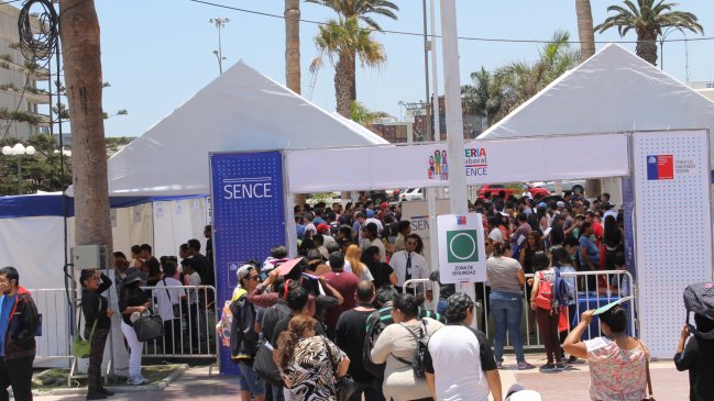 Más de 3.000 personas llegaron a Feria Laboral del Sence en Arica