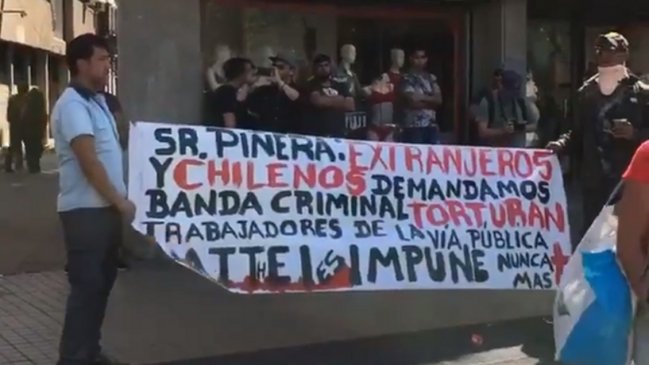 Vendedores ambulantes de Providencia protestaron por maltratos y detenciones ilegales