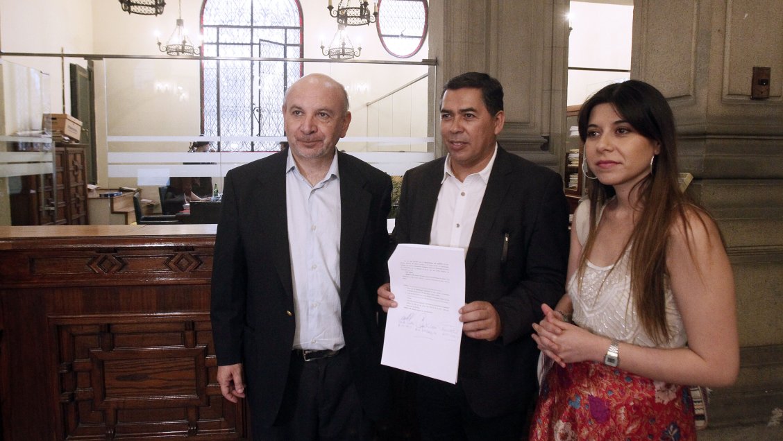 Aborto: PS pide que tres ministros del TC se inhabiliten en revisión de reglamento