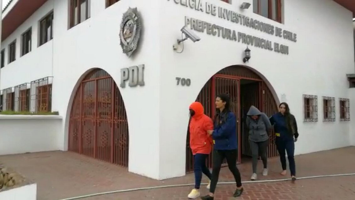 Coquimbo: Dos mujeres fueron detenidas por cobrar cheques robados