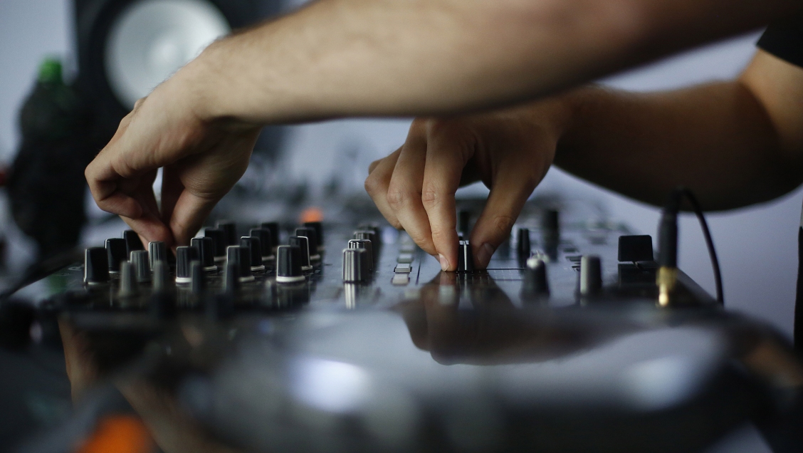 Mercado musical latinoamericano creció 8,5% en 2017 impulsado por streaming